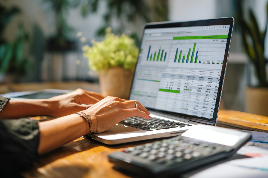 Beyond QuickBooks How Growing Companies Upgrade Their Financial Systems Beyond QuickBooks How Growing Companies Upgrade Their Financial Systems